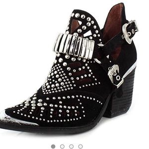 ISO THESE JEFFERY CAMPBELL BOOTIES SIZE 10.5